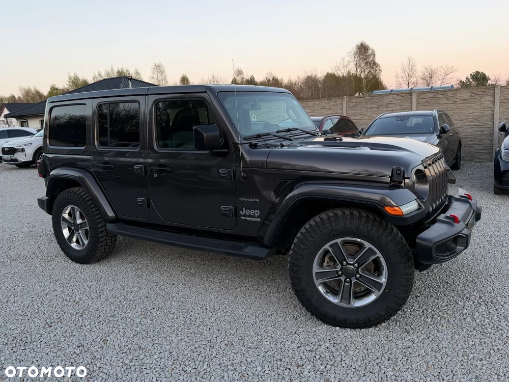Jeep Wrangler 3.6 Unlim Sahara - 18