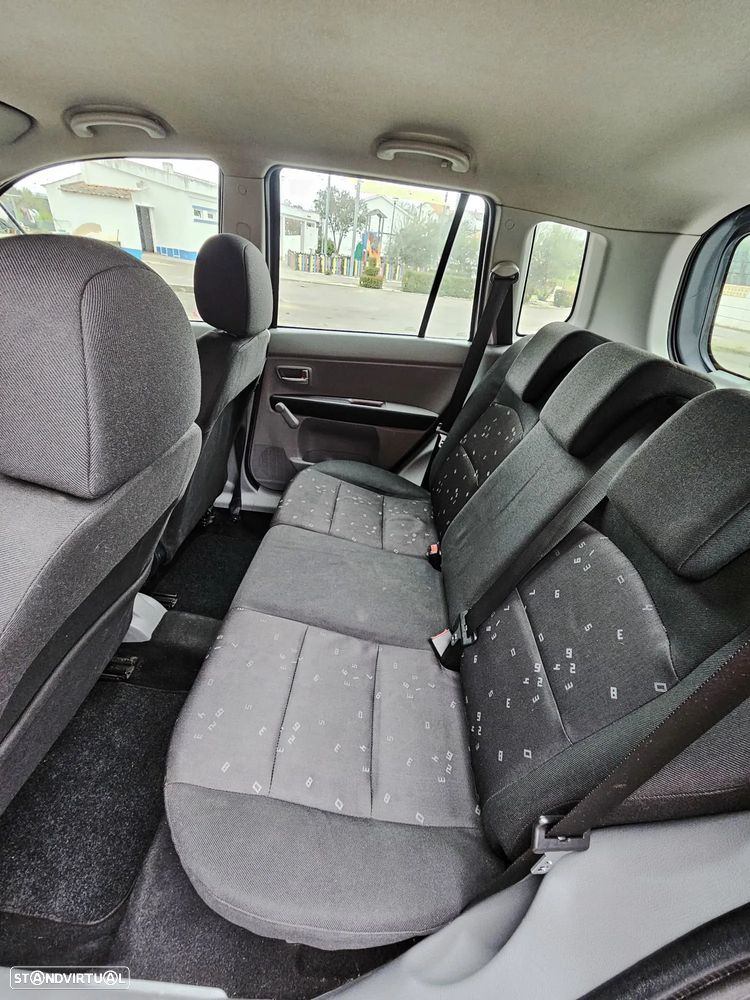 Mazda 2 1.25 Comfort + AC - 12