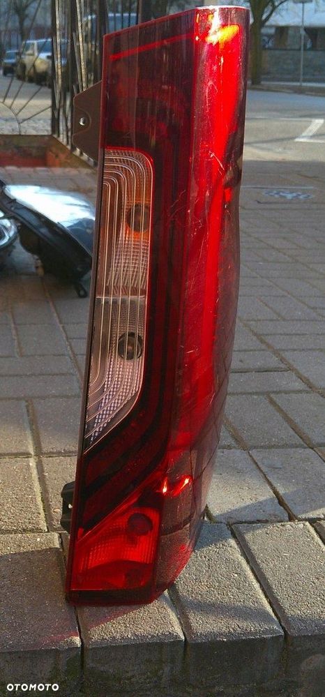 MERCEDES SPRINTER W907 W910 PRAWA TYLNA LAMPA LED ORYGINAŁ - 1