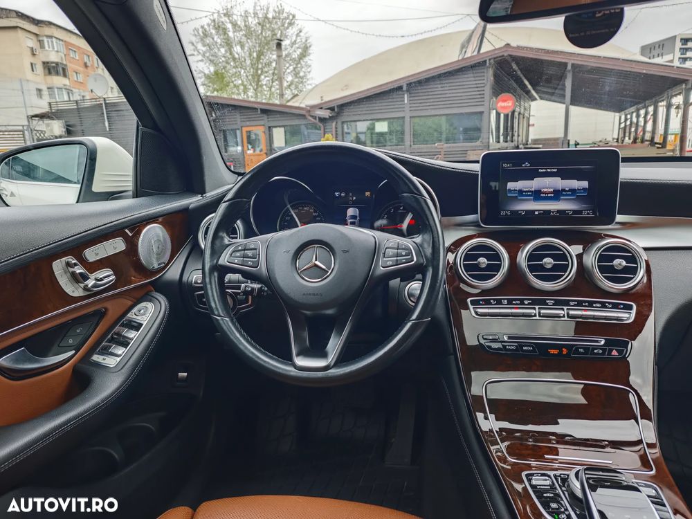 Mercedes-Benz GLC Coupe 250 4MATIC - 18