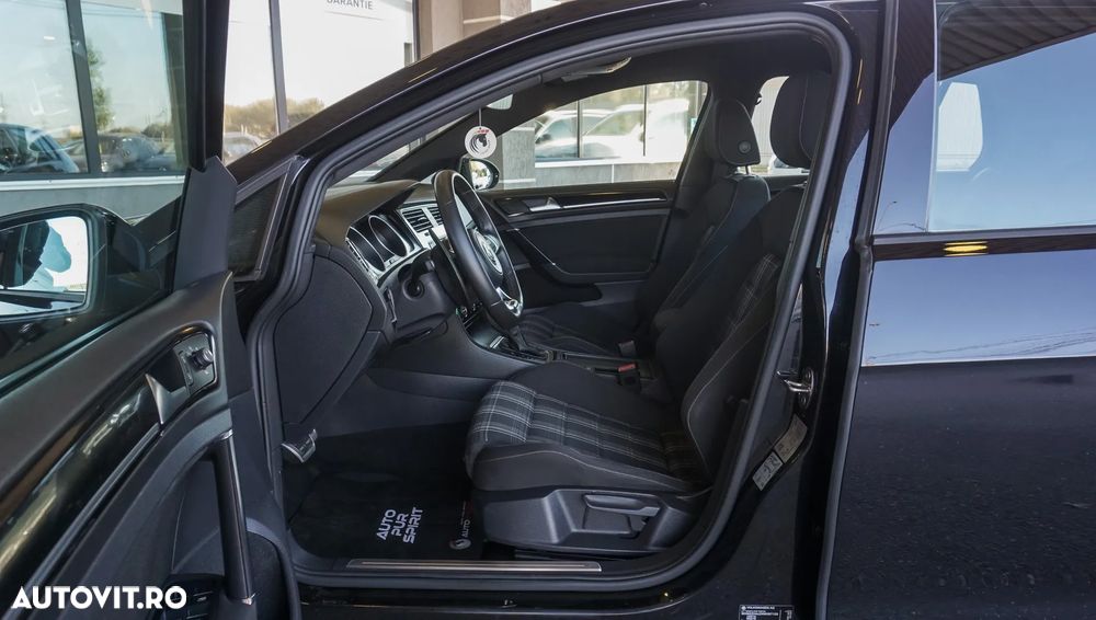 Volkswagen Golf GTD (BlueMotion Technology) DSG - 24