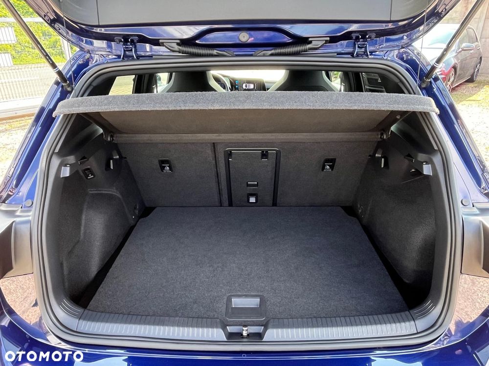 Volkswagen Golf 1.5 TSI OPF R-Line - 10