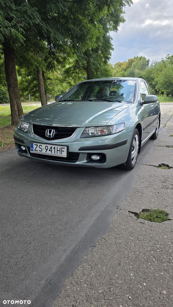 Honda Accord 2.0 Comfort - 1