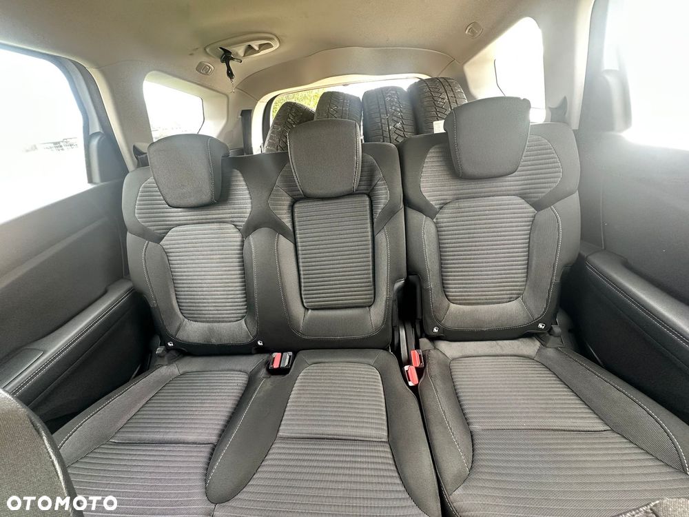 Renault Grand Scenic Gr 1.3 TCe FAP Winter Edition - 10