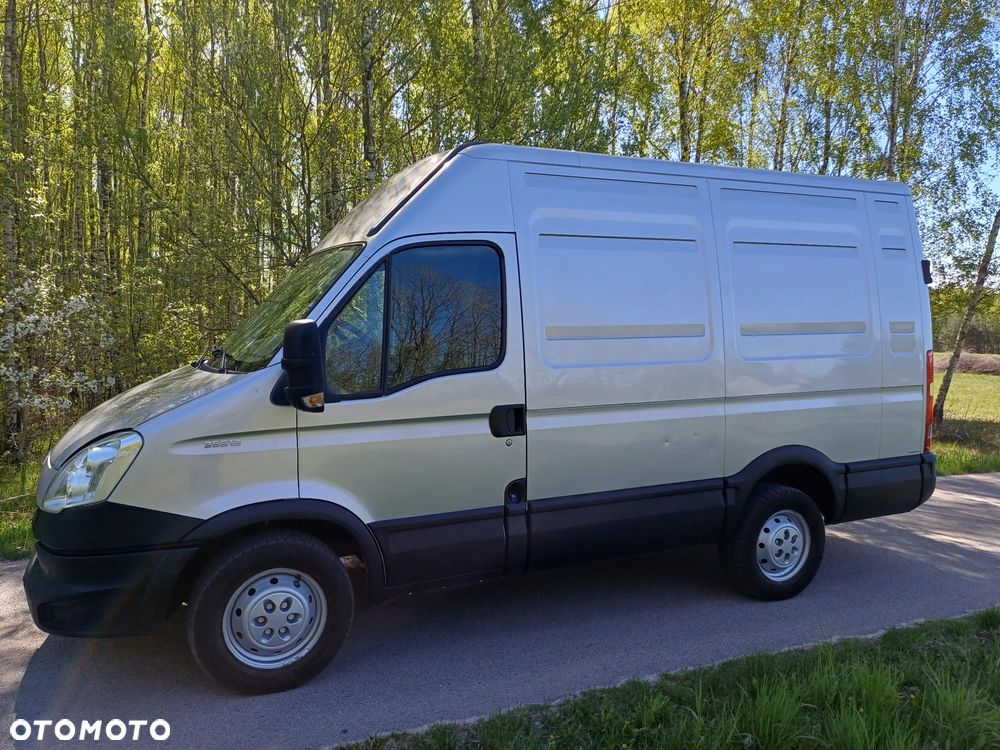 Iveco 40C12 - 18