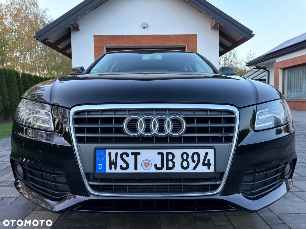2010 Audi A4 Limousine 1.8 TFSI Attraction, photograph 6
