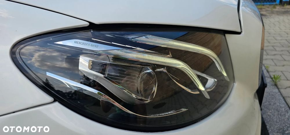 Mercedes-Benz Klasa E 200 9G-TRONIC AMG Line - 16