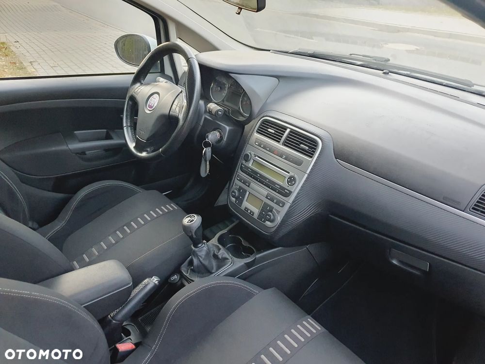 Fiat Grande Punto 1.4 T-Jet 16V Sport - 23