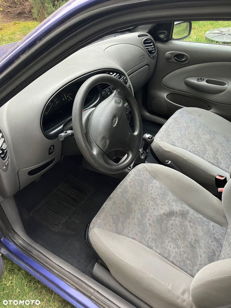 Ford Fiesta - 6