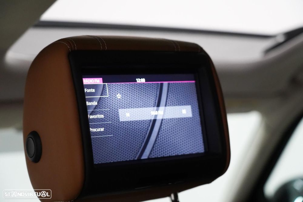 Land Rover Range Rover Velar 2.0 D SE - 23