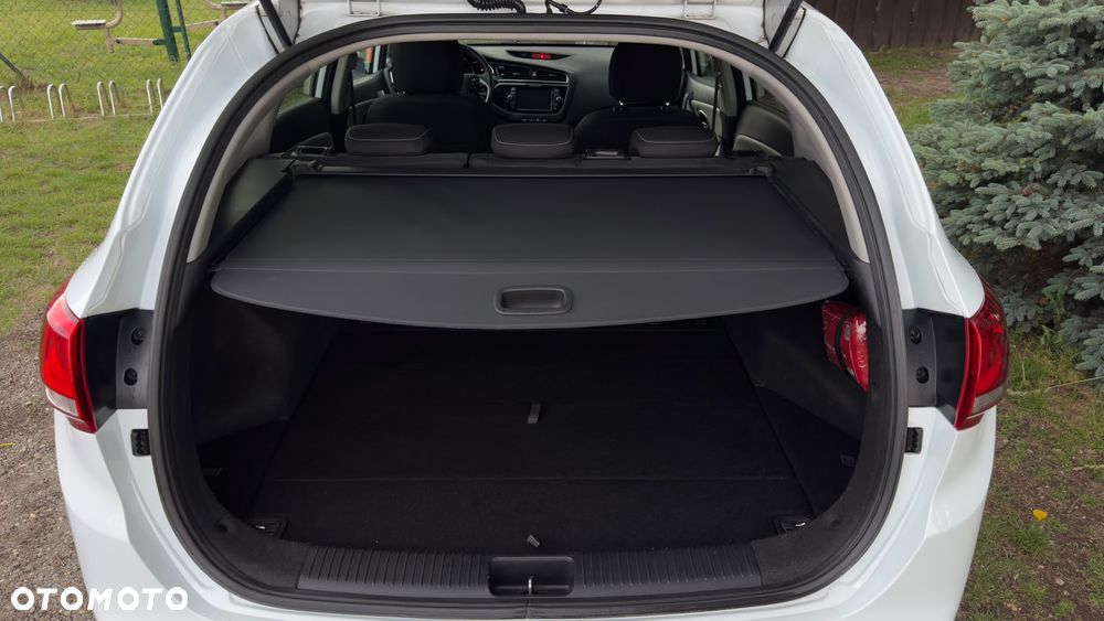 Kia Ceed - 7