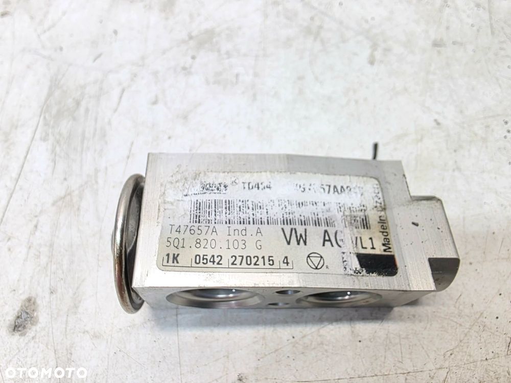 ZAWÓR ROZPRĘŻNY KLIMATYZACJI AUDI A3 8V 5Q1820103G - 5