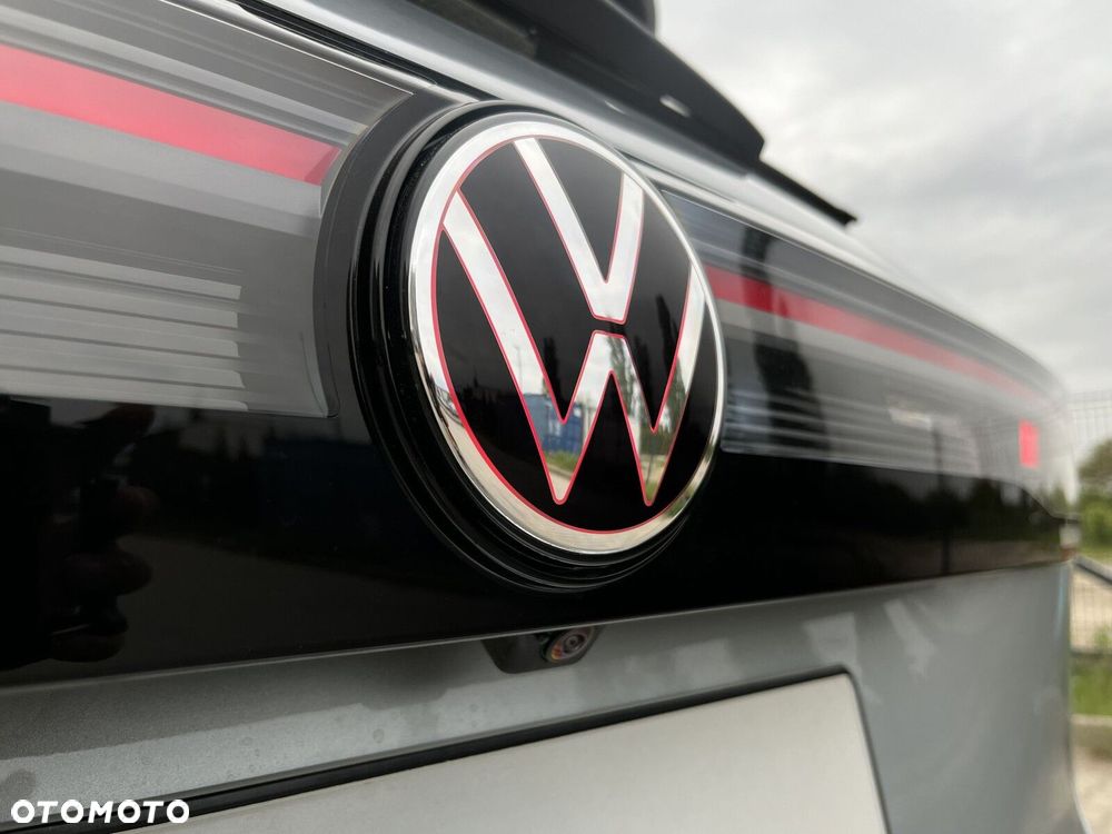 Volkswagen Tiguan - 16