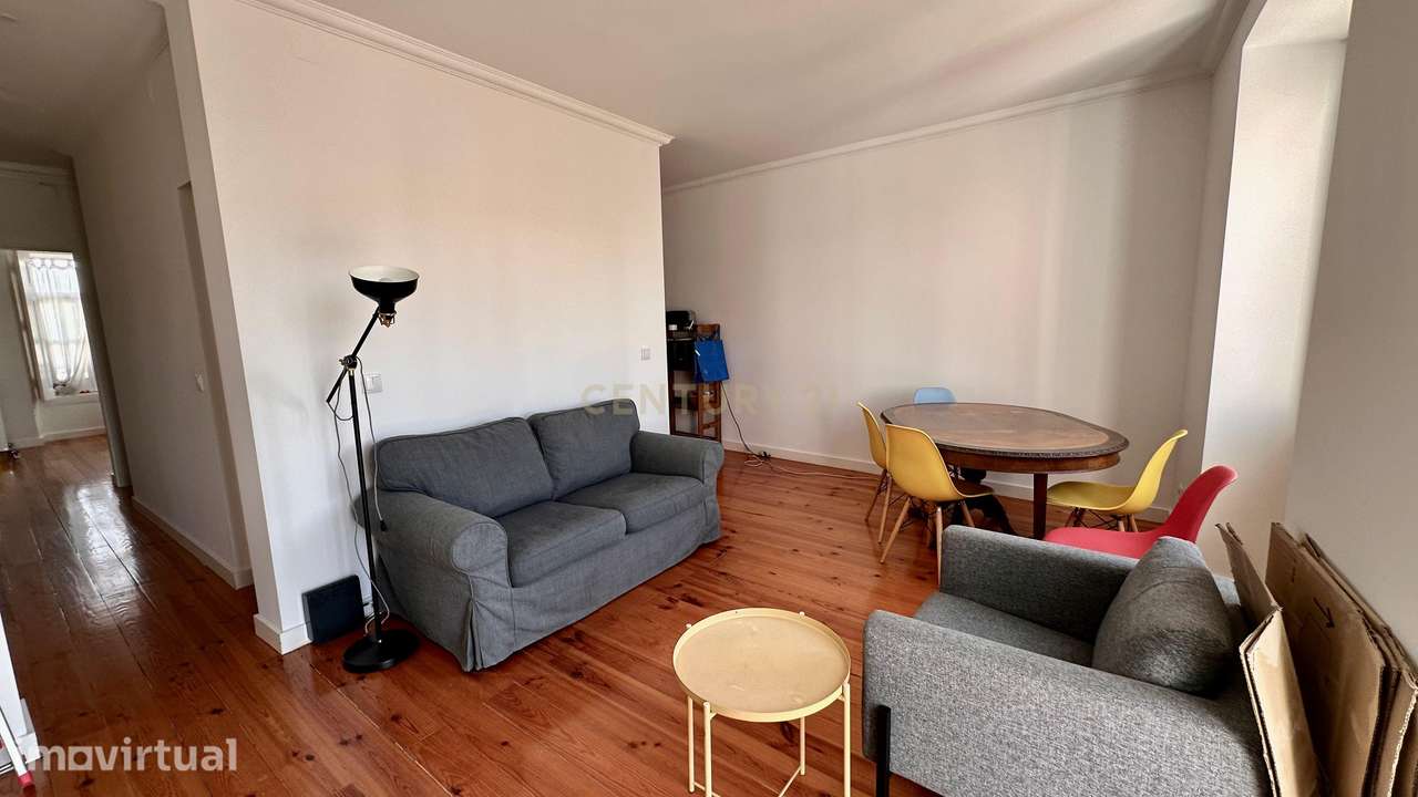 Arrenda T2 Mobilado e Equipado com Vista Rio | Graça, Lisboa - Grande imagem: 4/26