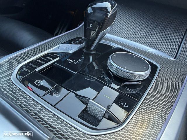 BMW X5 45 e xDrive Pack M - 23