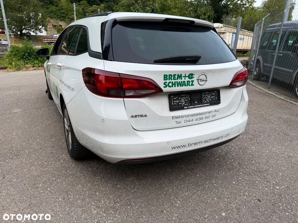 Opel Astra 1.4 T Edition S&S - 4