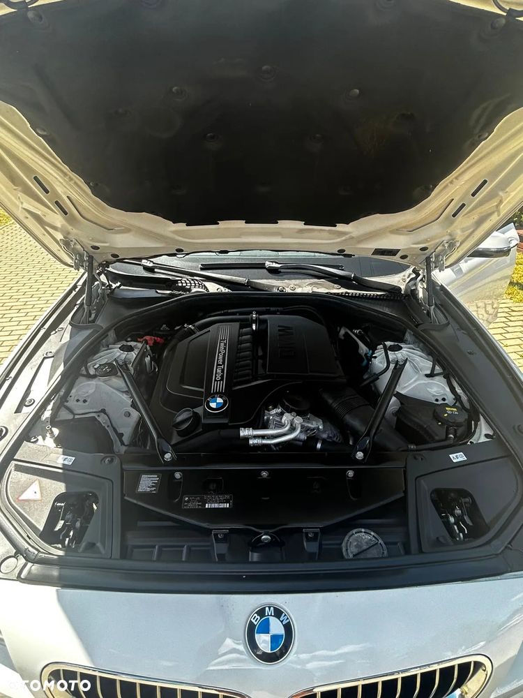 BMW Seria 5 535i Touring Sport-Aut Luxury Line - 25