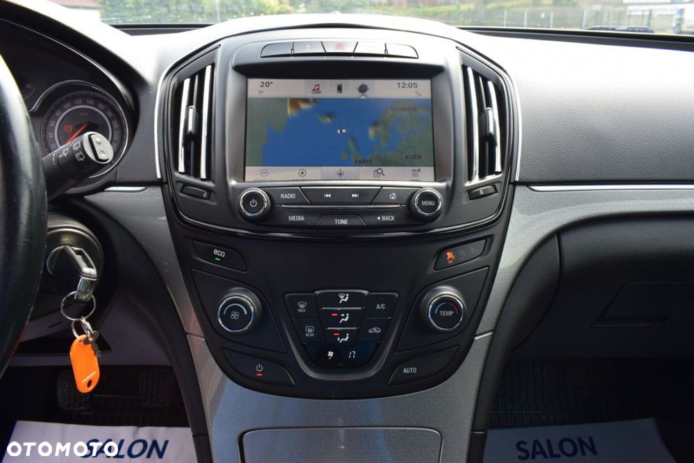 Opel Insignia - 32