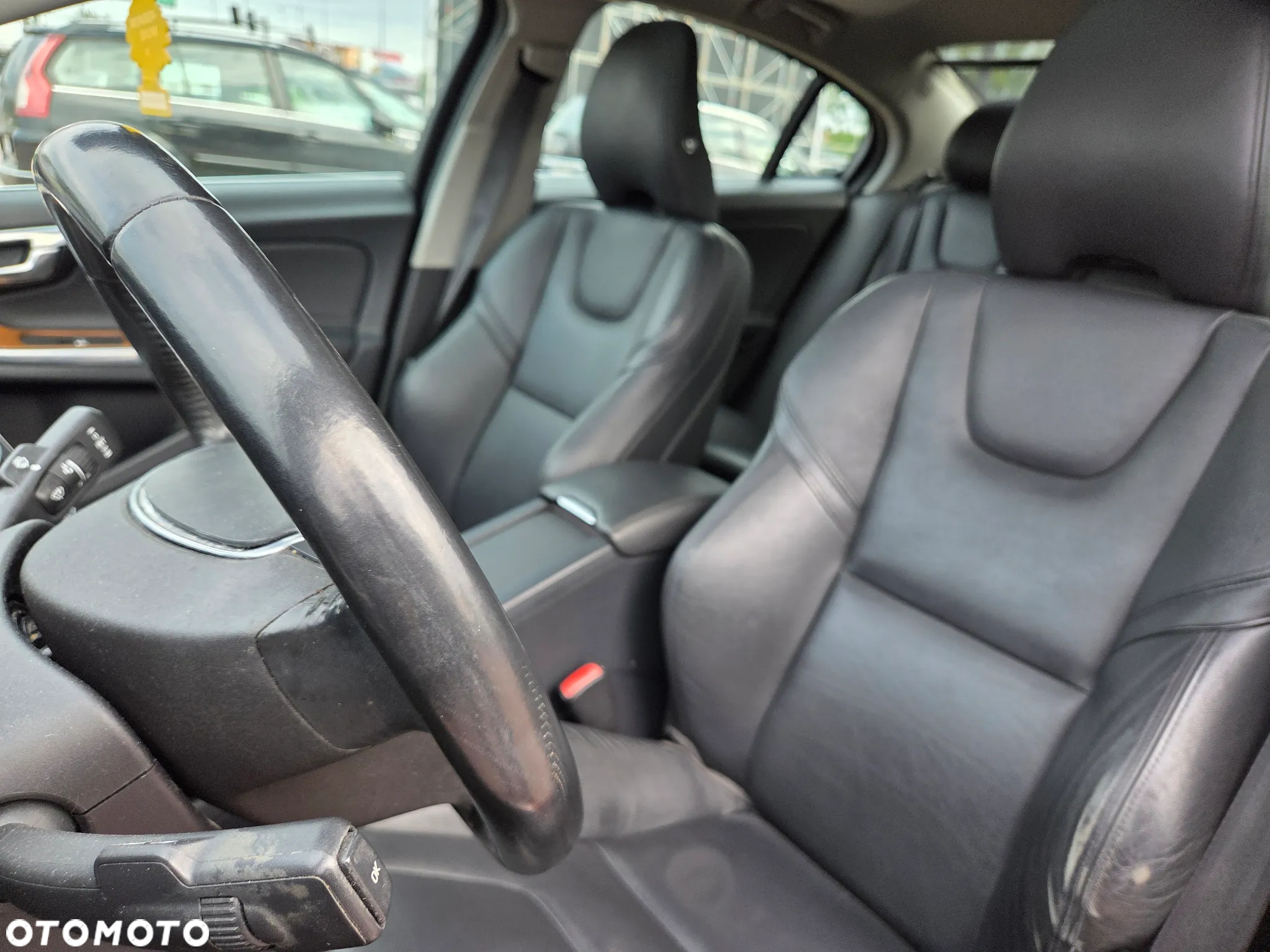 Volvo S60 T5 Momentum - 14