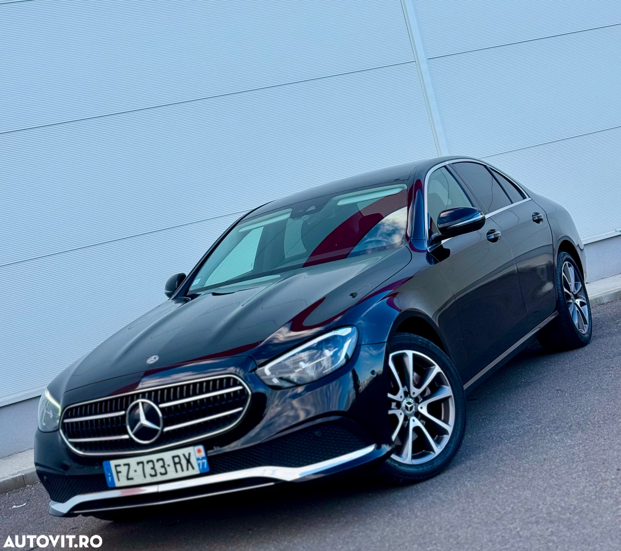 Mercedes-Benz E - 27