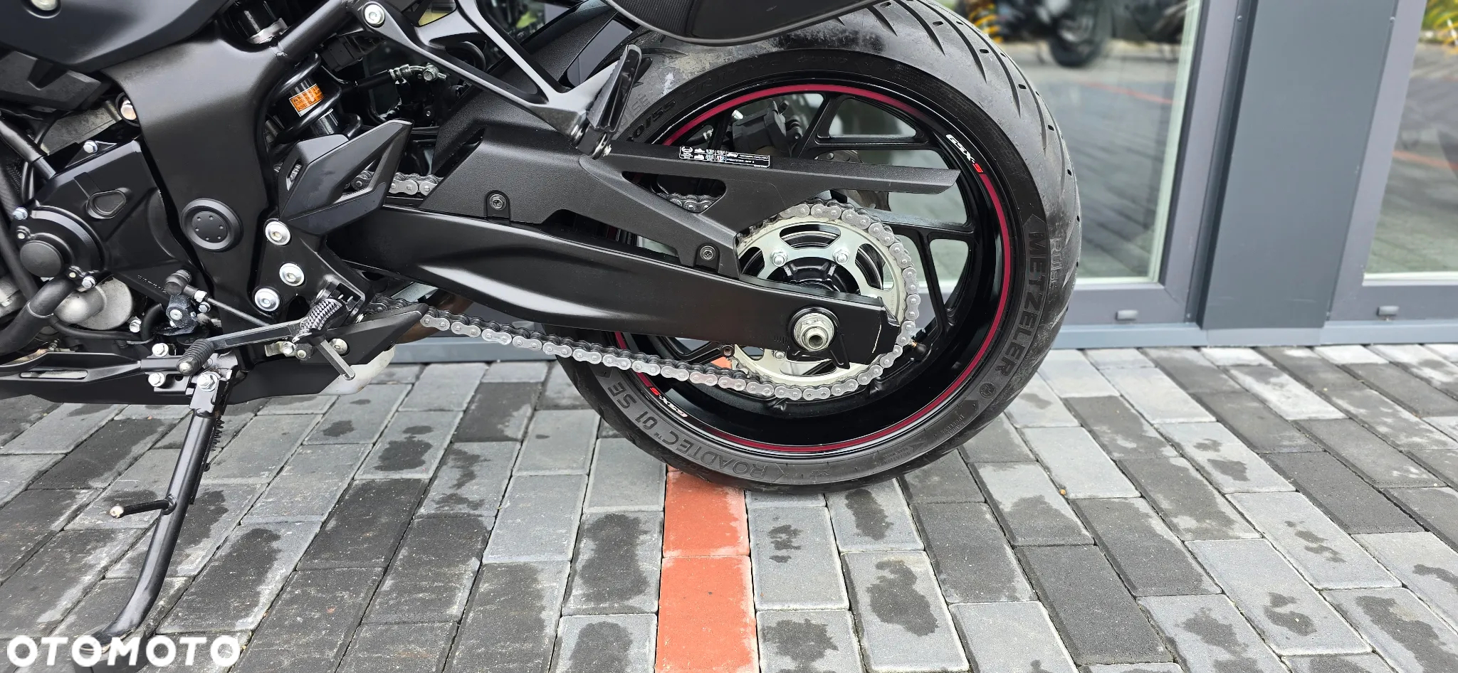 Suzuki GSX - 39