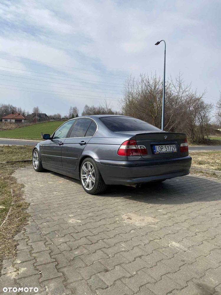 BMW Seria 3 325i - 5