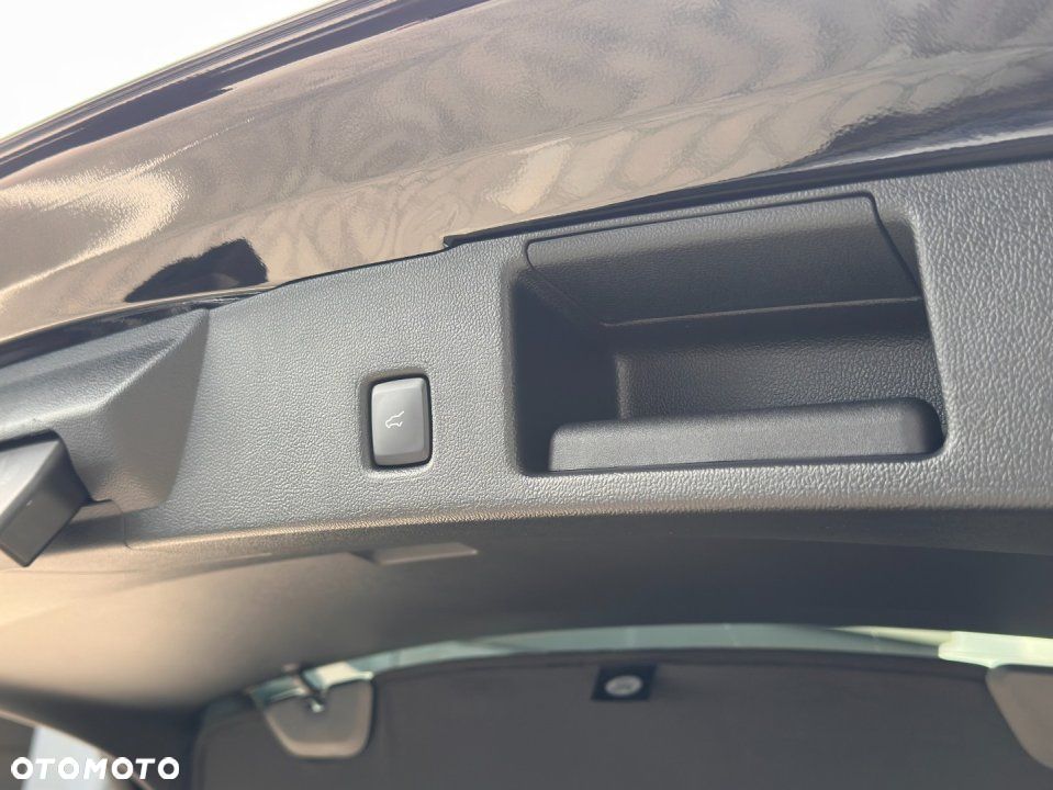 Ford Kuga - 32