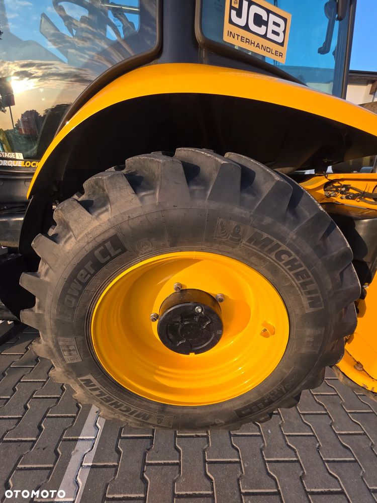 JCB 4 CX PRO AEC - 10