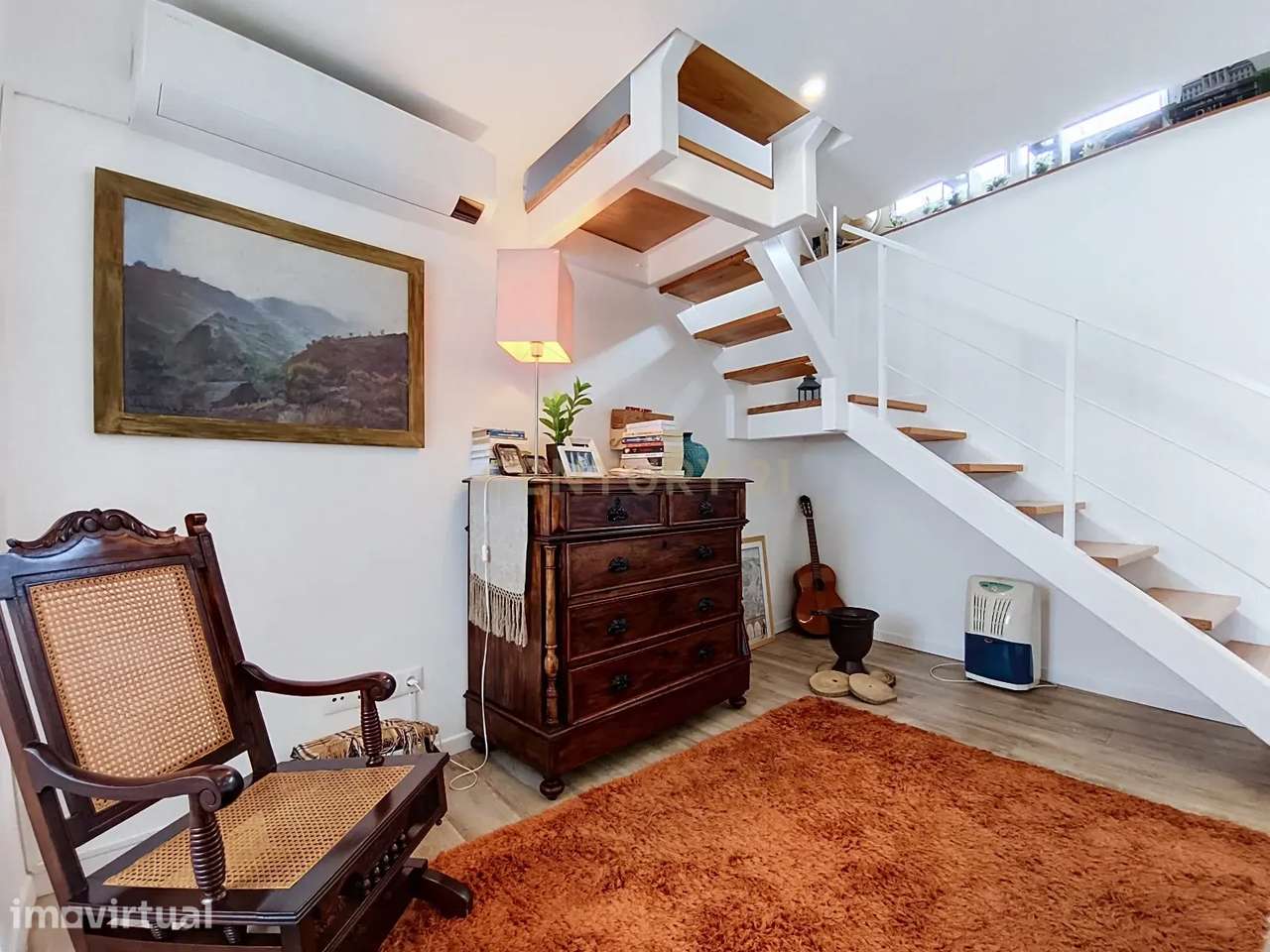 Moradia T2 Totalmente Renovada em Ponta Delgada – Pronta a Habitar! - Grande imagem: 3/20