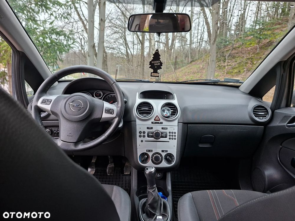Opel Corsa - 12