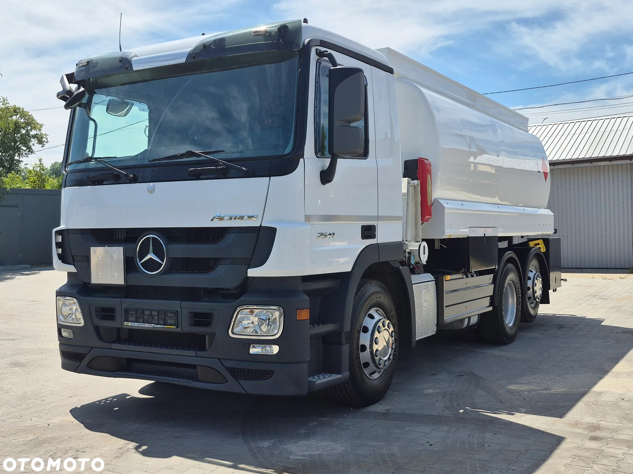 Mercedes-Benz AUTOCYSTERNA ACTROS 410 V6 - 10