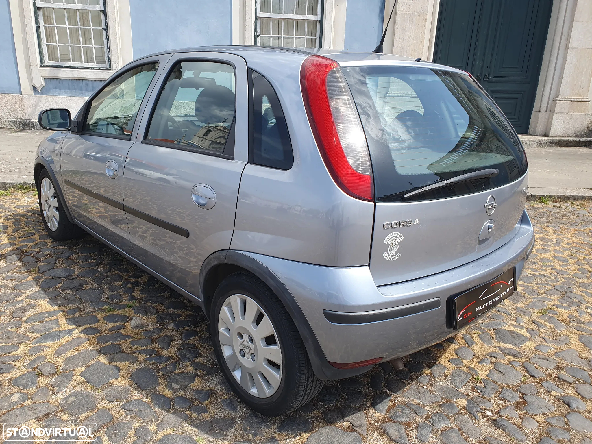 Opel Corsa 1.2 Twinport Enjoy - 3