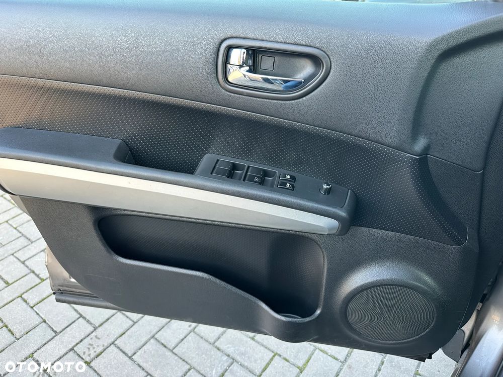 Nissan X-Trail - 16