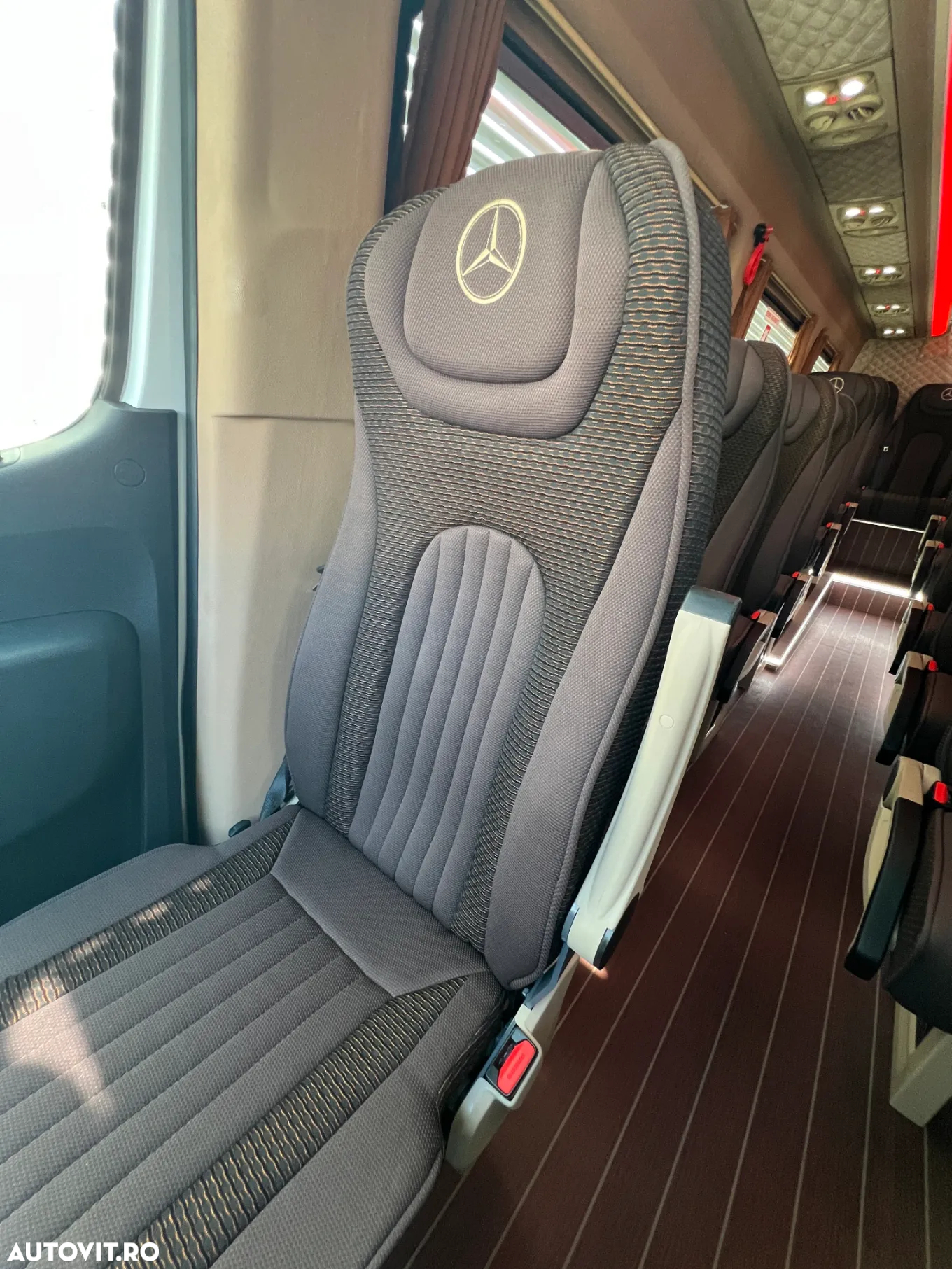 Mercedes-Benz Sprinter 517 - Microbuz - LED - Suspensie Perne - 12