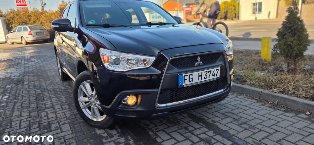 Mitsubishi ASX 1.8 DI-D 2WD Instyle - 23