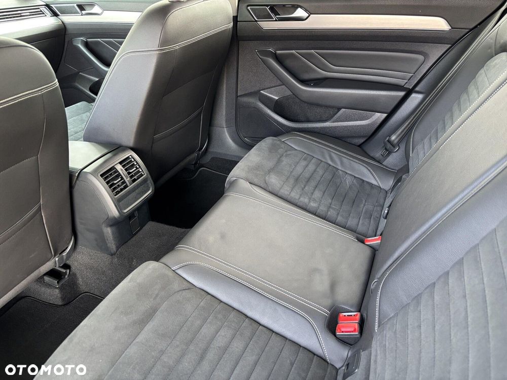 Volkswagen Passat Variant - 16
