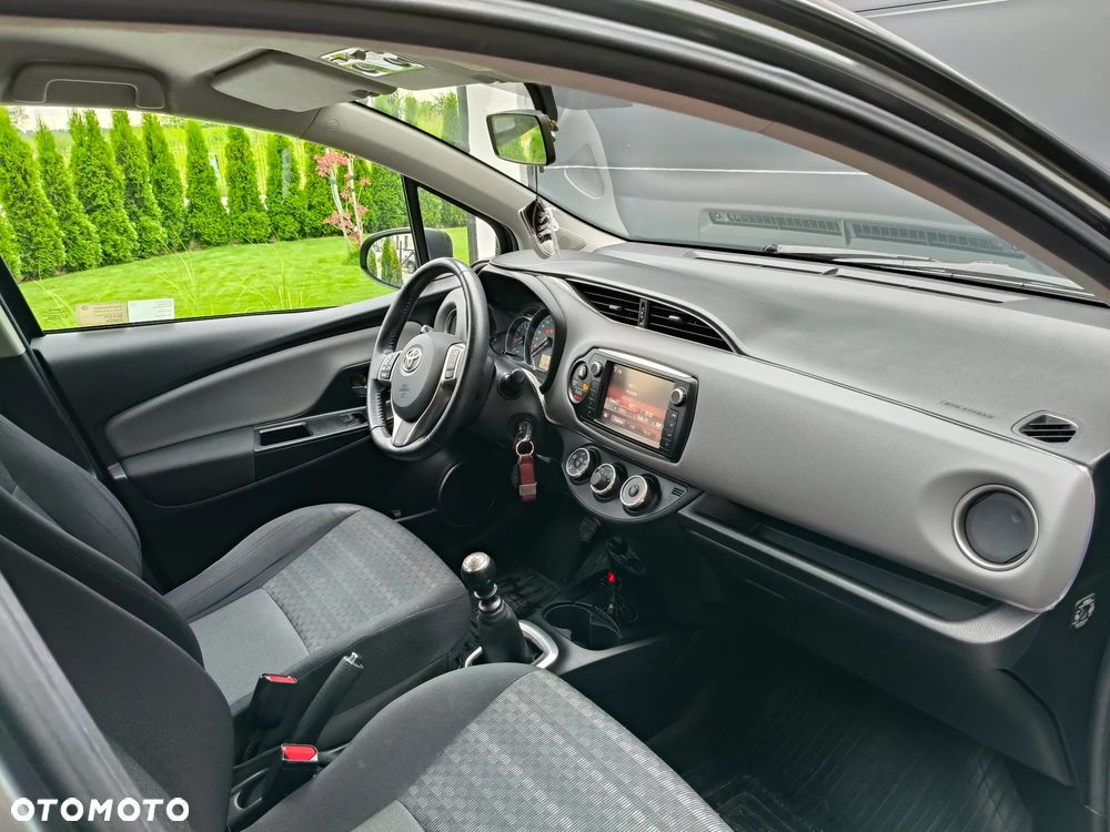 Toyota Yaris 1.33 Active EU6 - 10