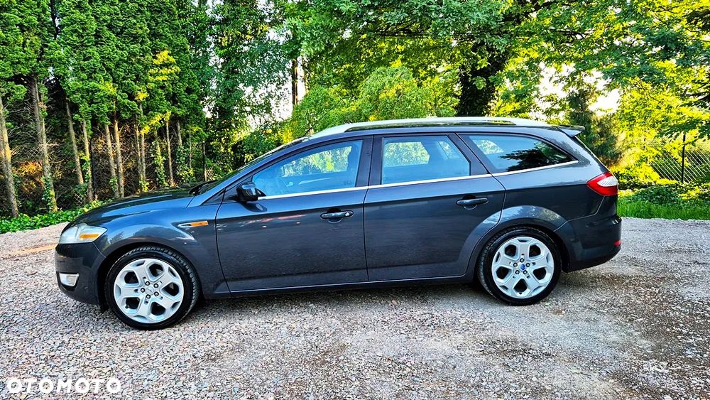 Ford Mondeo 2.0 Ghia X100 / X - 23