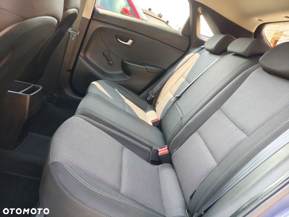 Hyundai i30 1.4 Trend - 7