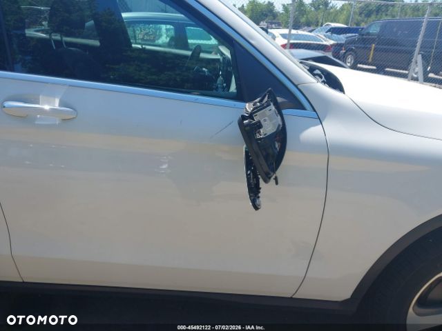 Mercedes-Benz GLC 300 4-Matic - 11