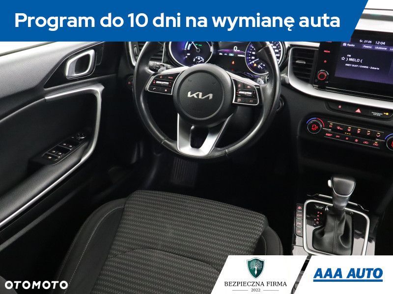 Kia Ceed - 9