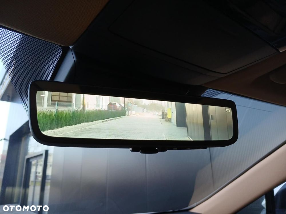 Lexus NX 350h Omotenashi AWD - 25