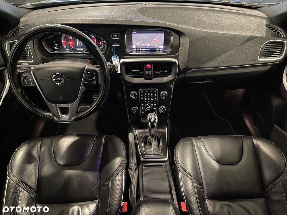 Volvo V40 T4 Drive-E R-Design Momentum - 12