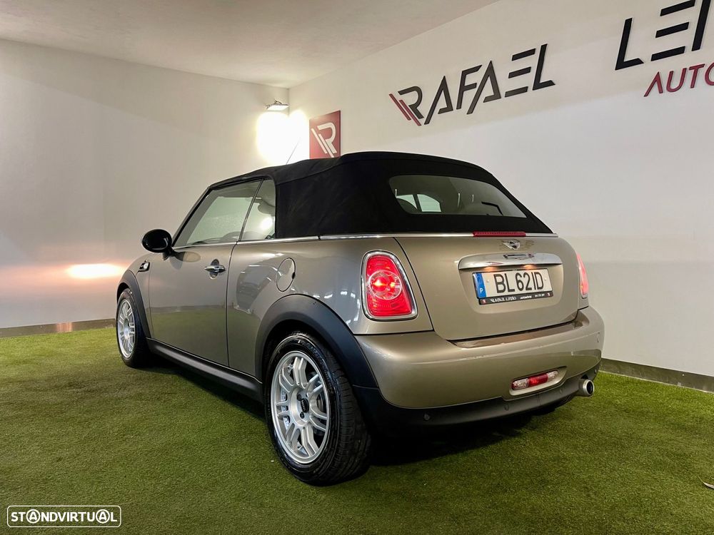 MINI Cabrio Cooper D - 12