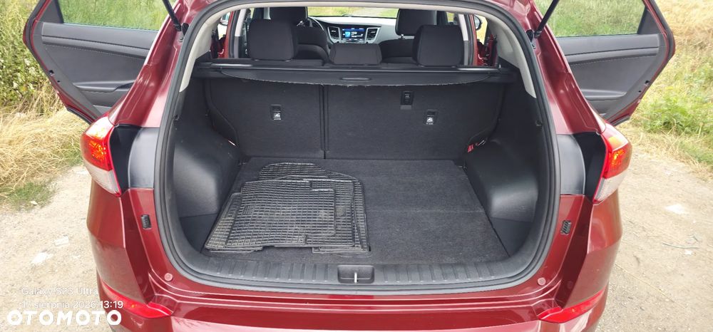 Hyundai Tucson 1.7 CRDI BlueDrive Style 2WD - 14