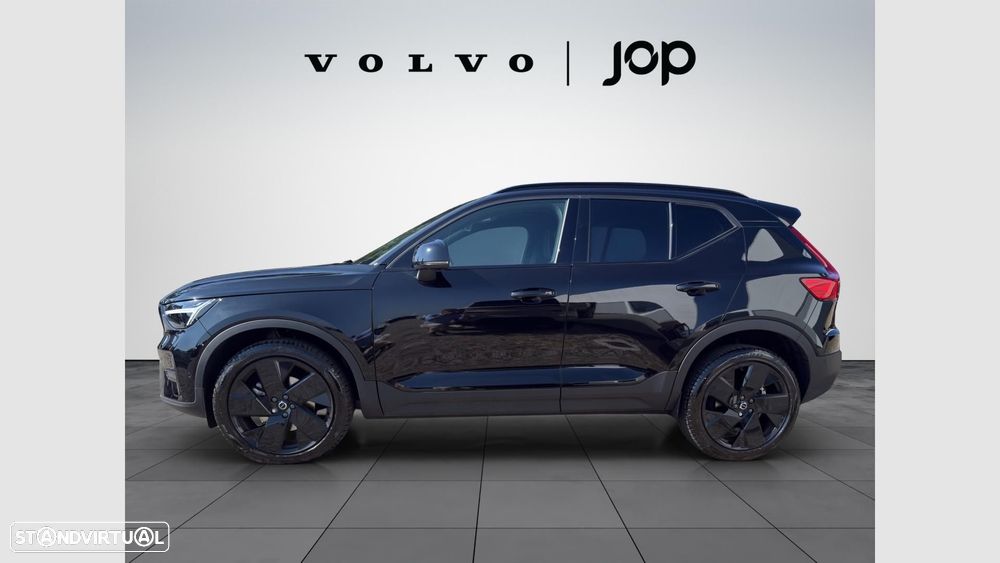 Volvo XC 40 2.0 B3 Black Edition - 3