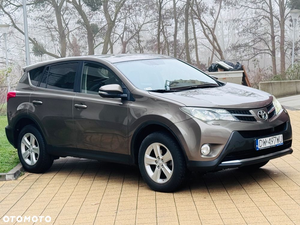 Toyota RAV4 2.0 D-4D Premium 4x2 - 16