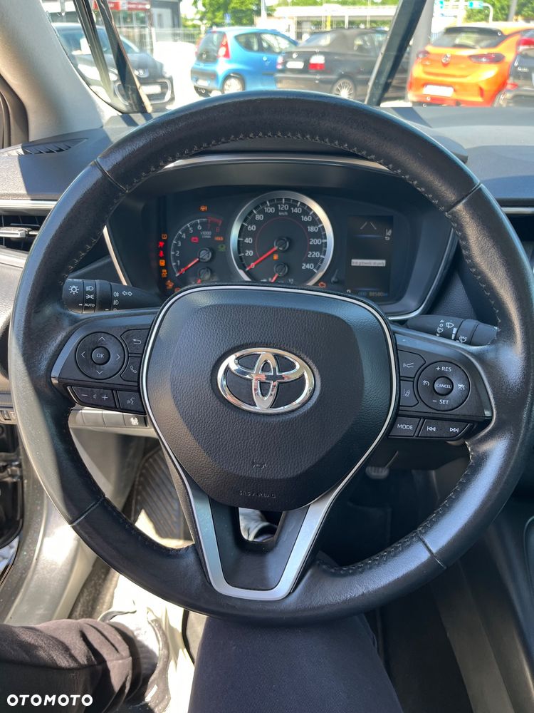 Toyota Corolla - 8