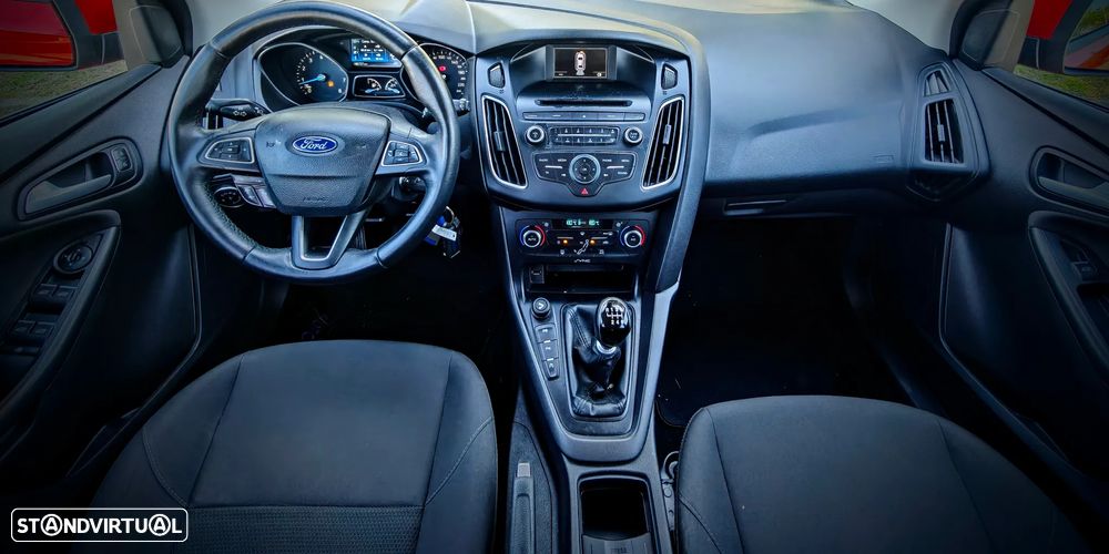 Ford Focus 1.0 SCTi Titanium Best - 11