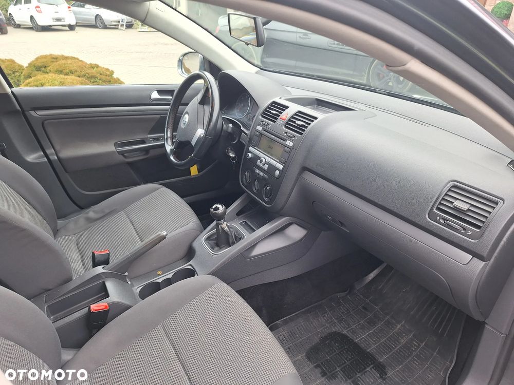 Volkswagen Passat 1.9 TDI Trendline - 5